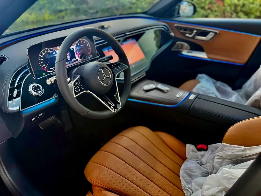 Mercedes-Benz E-Class 2.0 AT (255 حصان) - 19