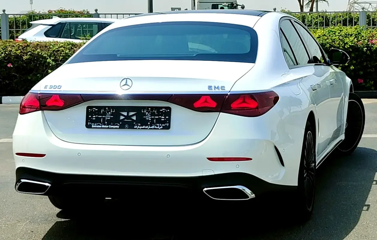 Mercedes-Benz E-Class 2.0 AT (255 hp) - 6