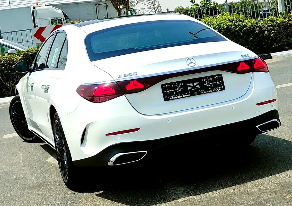 Mercedes-Benz E-Class 2.0 AT (255 hp) - 4