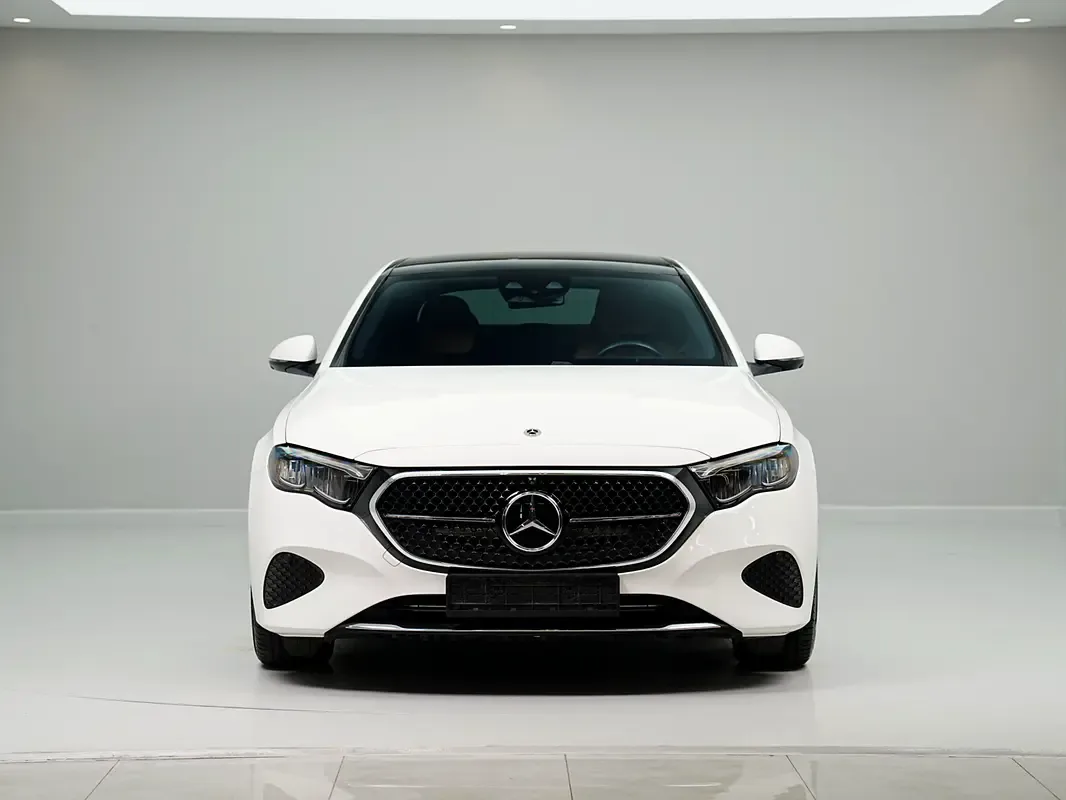 Mercedes-Benz E-Class 2.0 AT (255 حصان) - 3
