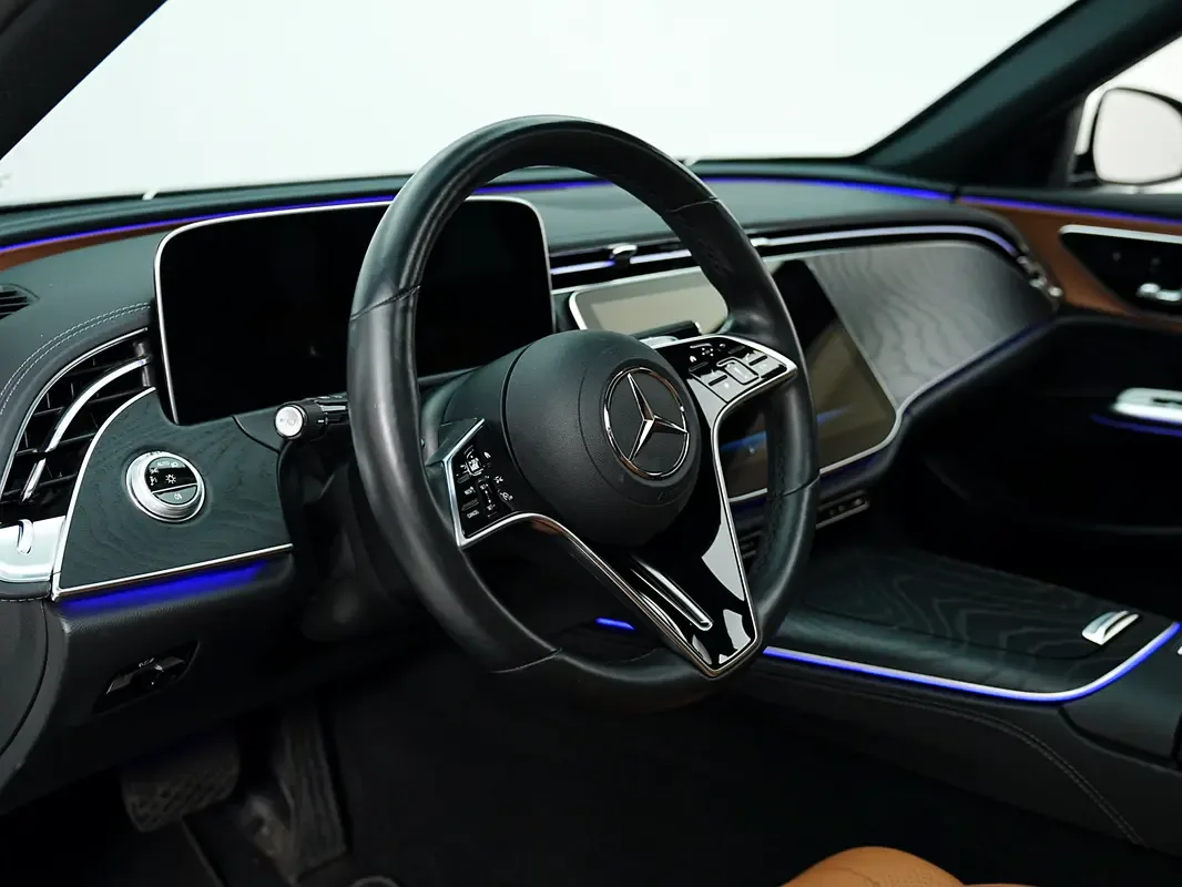 Mercedes-Benz E-Class 2.0 AT (255 حصان) - 10