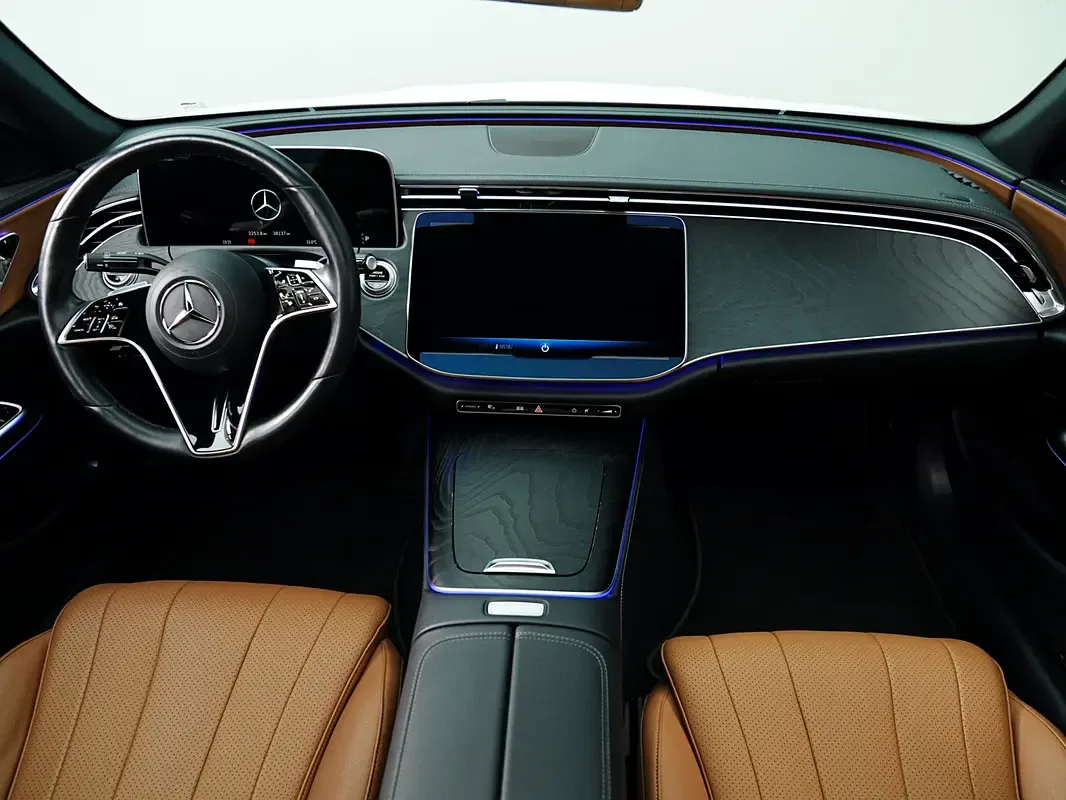 Mercedes-Benz E-Class 2.0 AT (255 حصان) - 15