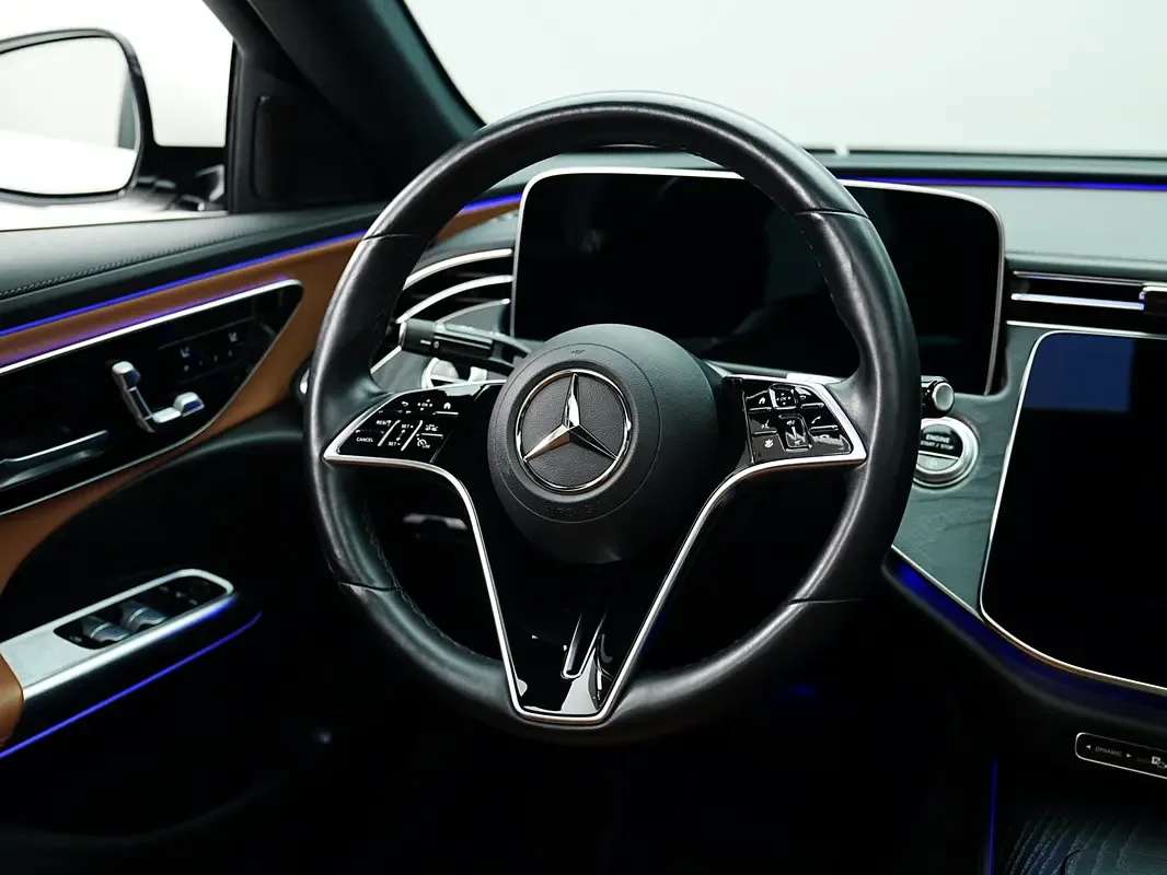 Mercedes-Benz E-Class 2.0 AT (255 حصان) - 16