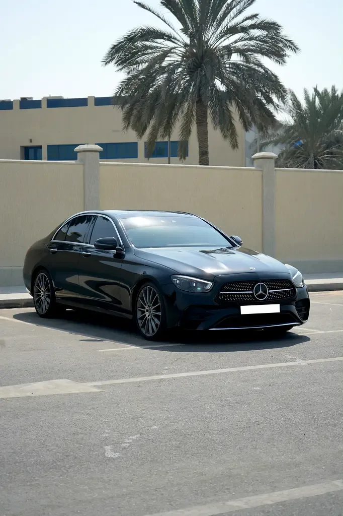 Mercedes-Benz E-Class 2.0 AT (255 حصان) - 3