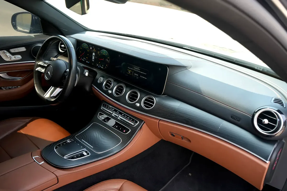 Mercedes-Benz E-Class 2.0 AT (255 حصان) - 12