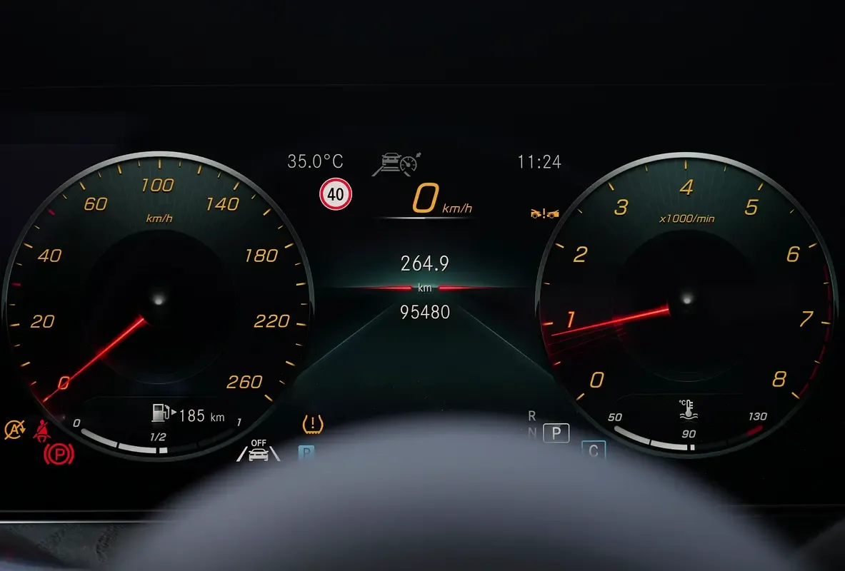 Mercedes-Benz E-Class 2.0 AT (255 حصان) - 13