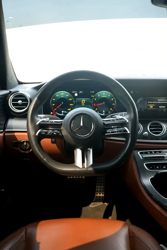 Mercedes-Benz E-Class 2.0 AT (255 حصان) - 14