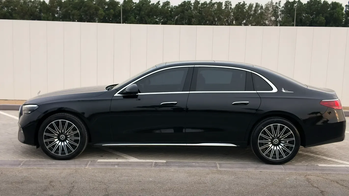 Mercedes-Benz E-Class 2.0 AT (255 حصان) - 3