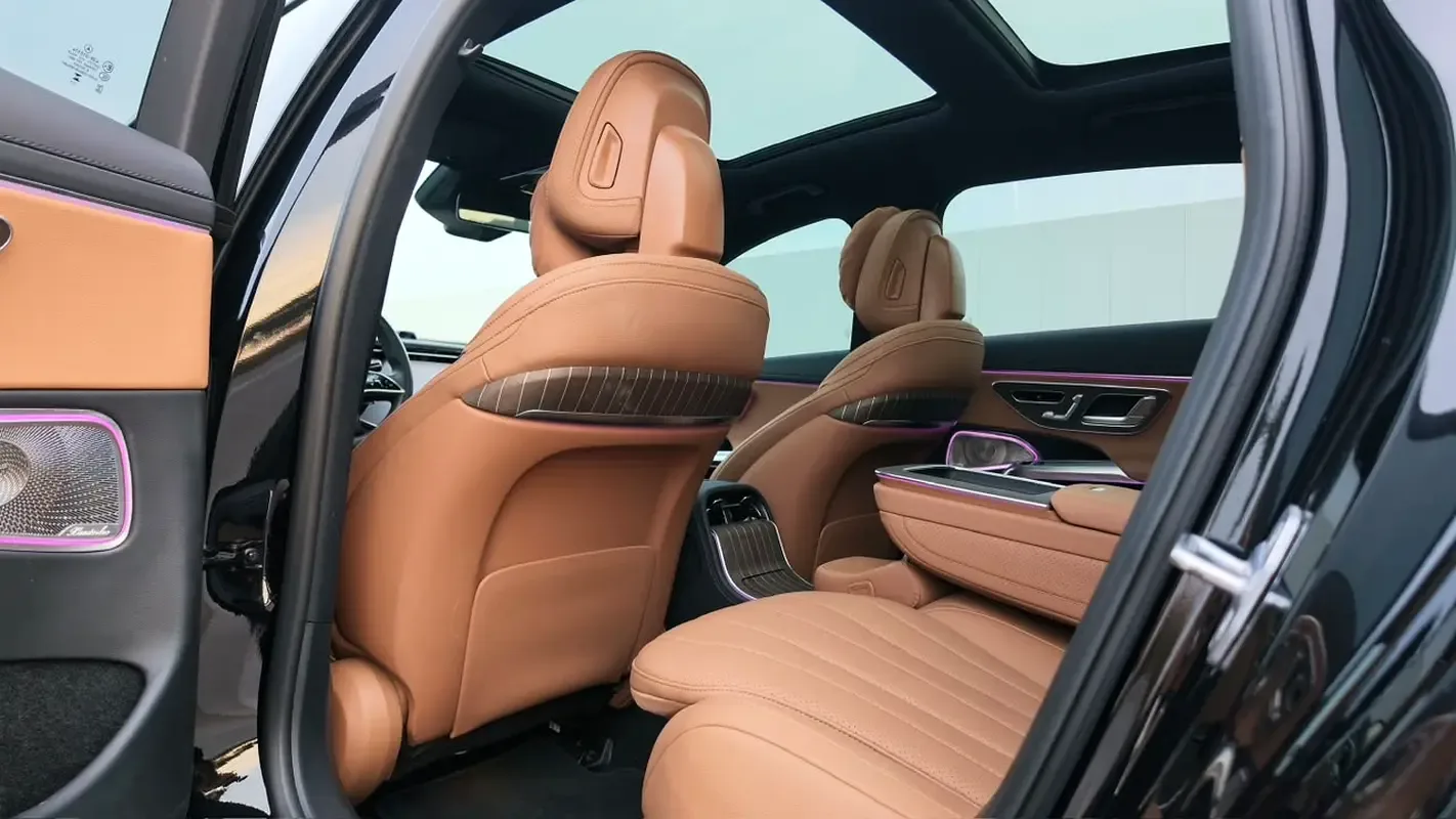 Mercedes-Benz E-Class 2.0 AT (255 حصان) - 9