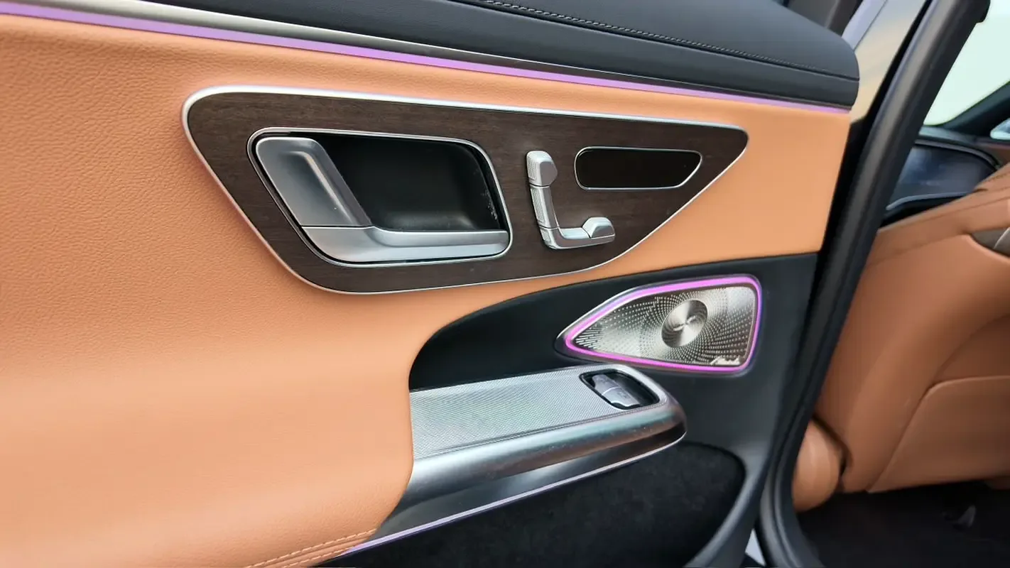 Mercedes-Benz E-Class 2.0 AT (255 حصان) - 10
