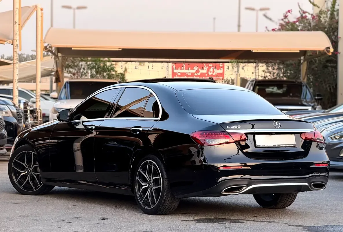 Mercedes-Benz E-Class 2.0 AT (258 حصان) - 2