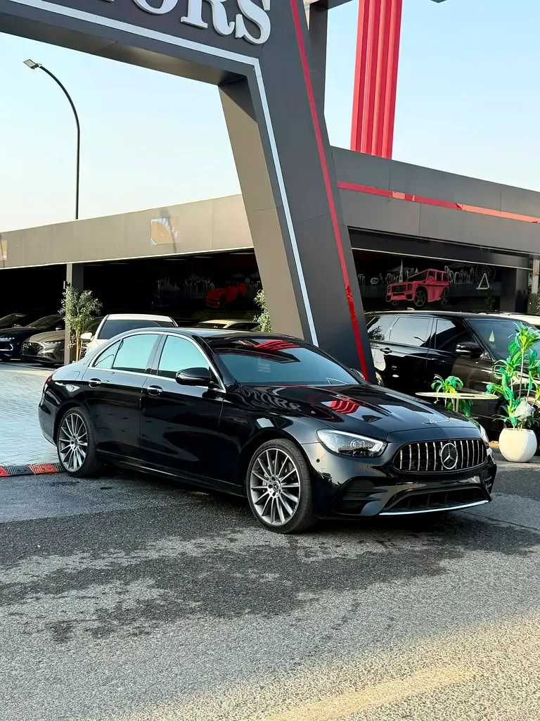 Mercedes-Benz E-Class 2.0 AT (258 hp)