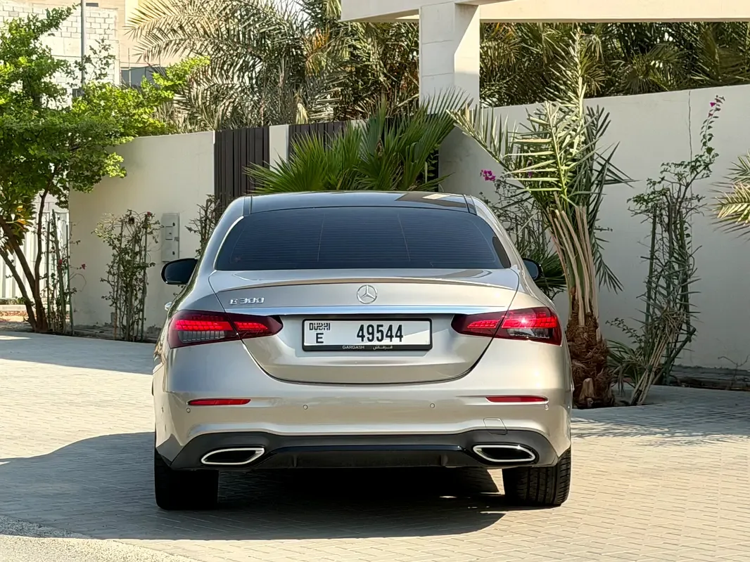 Mercedes-Benz E-Class 2.0 AT (258 حصان) - 13