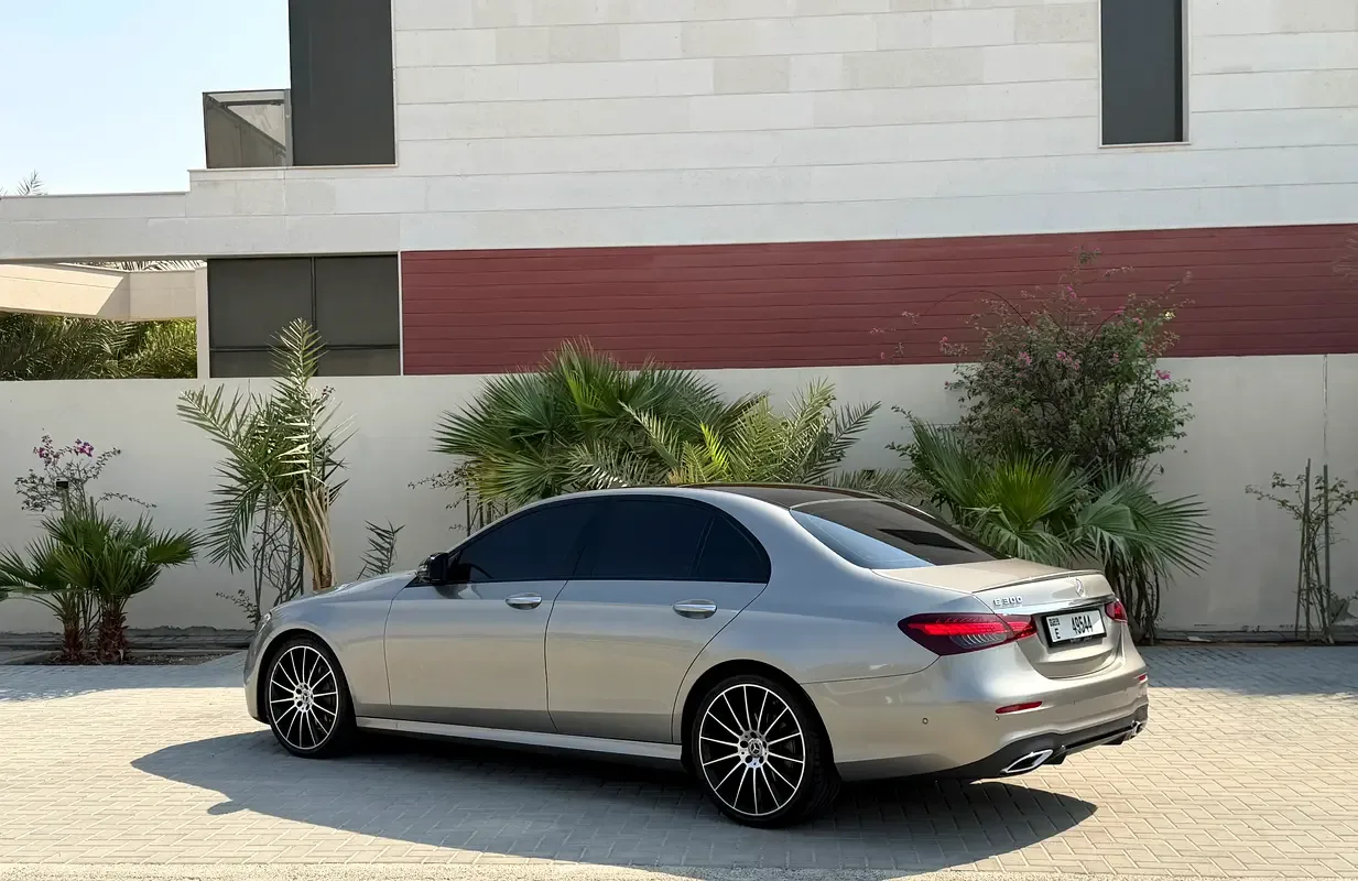 Mercedes-Benz E-Class 2.0 AT (258 حصان) - 15