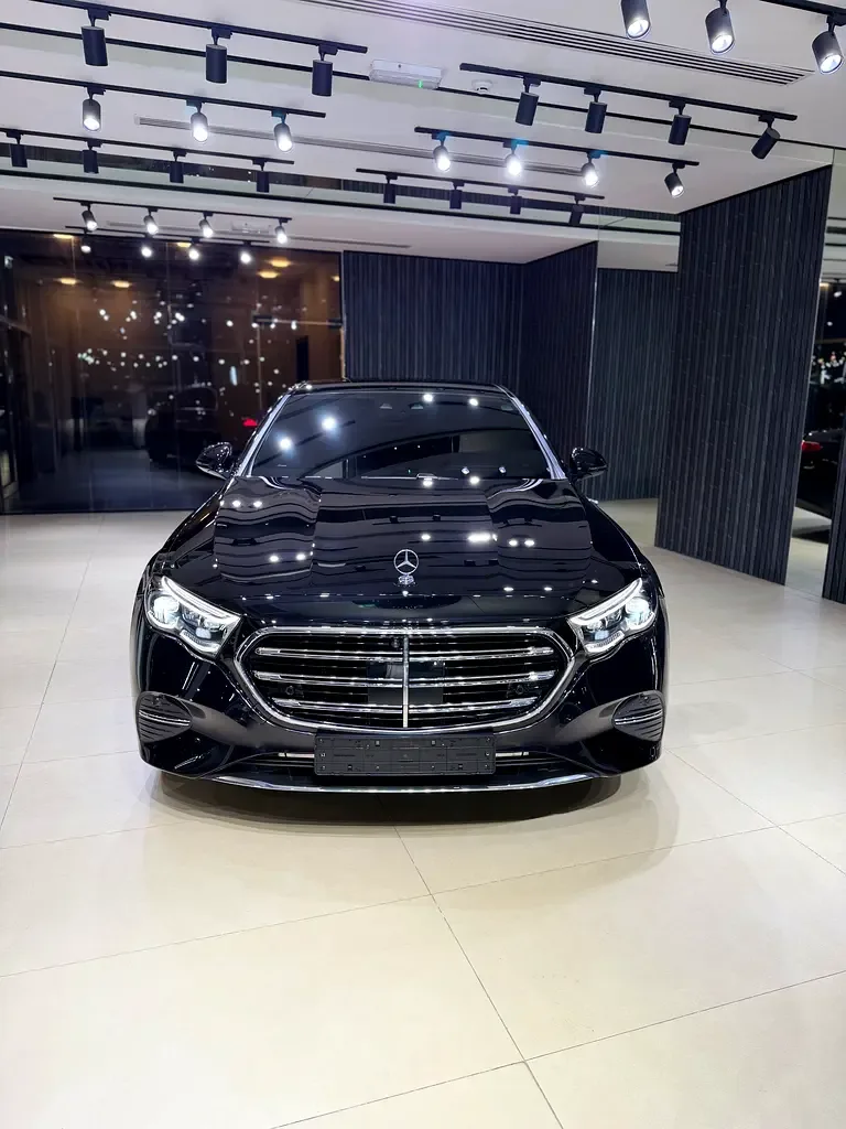 Mercedes-Benz E-Class 2.0 AT 4WD (255 hp) - 3