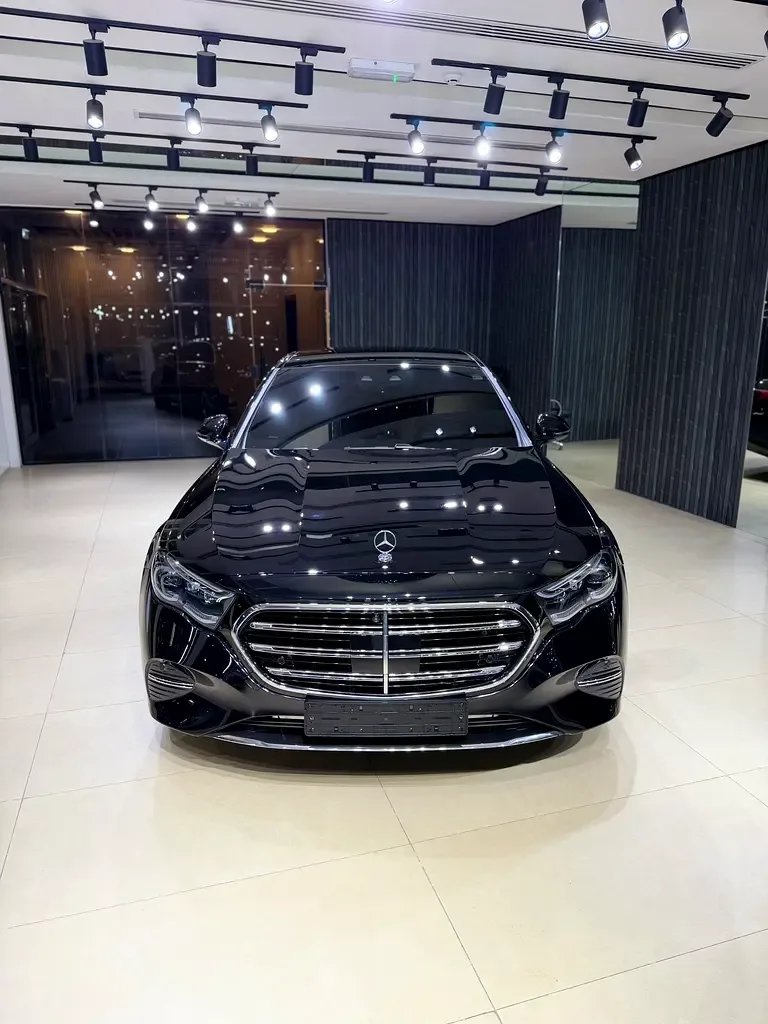 Mercedes-Benz E-Class 2.0 AT 4WD (255 hp) - 4