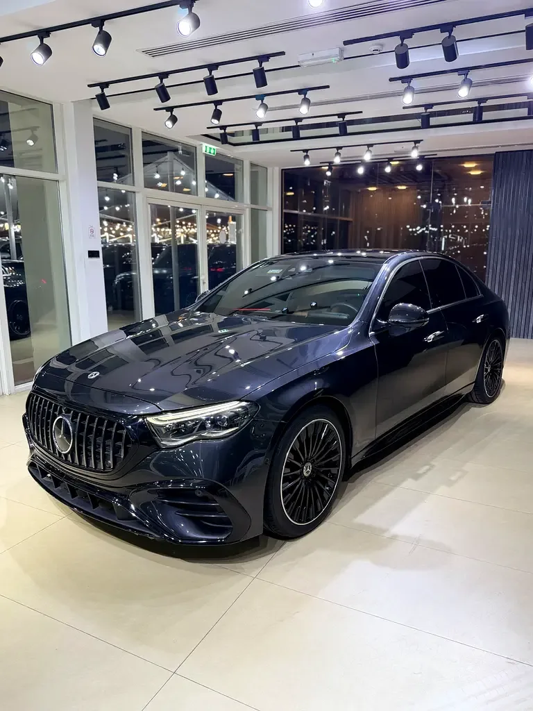 Mercedes-Benz E-Class 2.0 AT 4WD (255 حصان) - 3