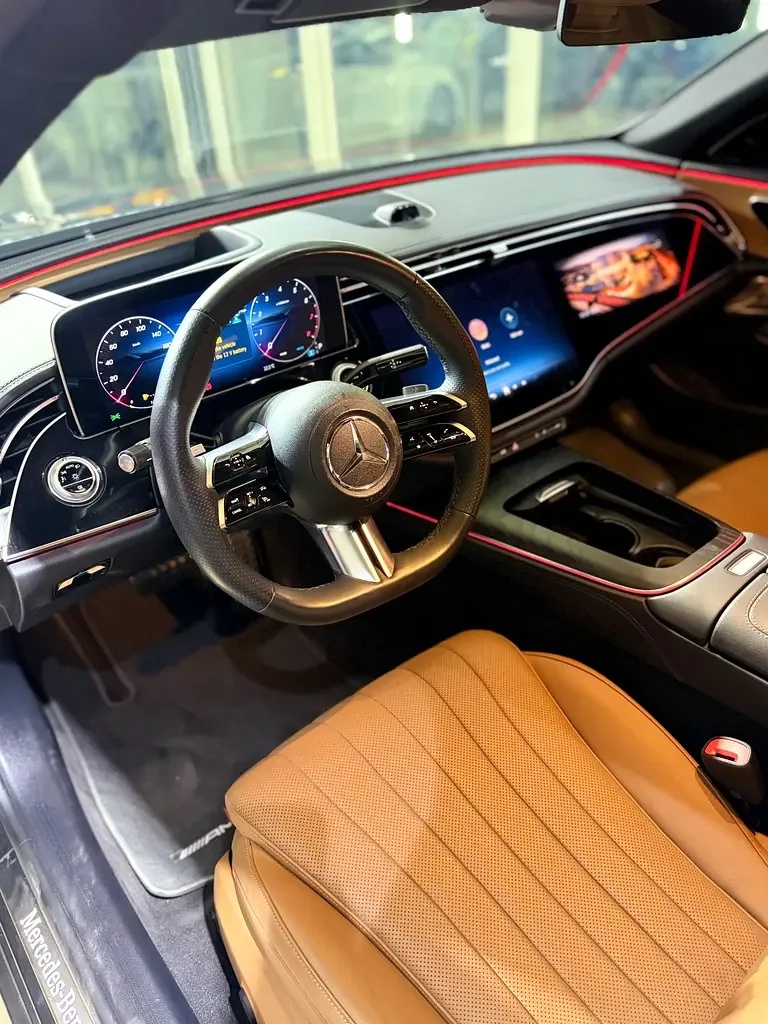 Mercedes-Benz E-Class 2.0 AT 4WD (255 حصان) - 4