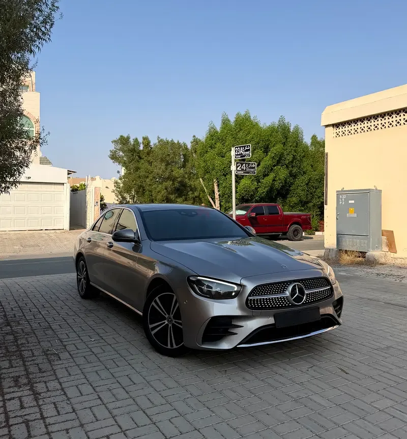 Mercedes-Benz E-Class 2.0 AT RWD (150 hp)