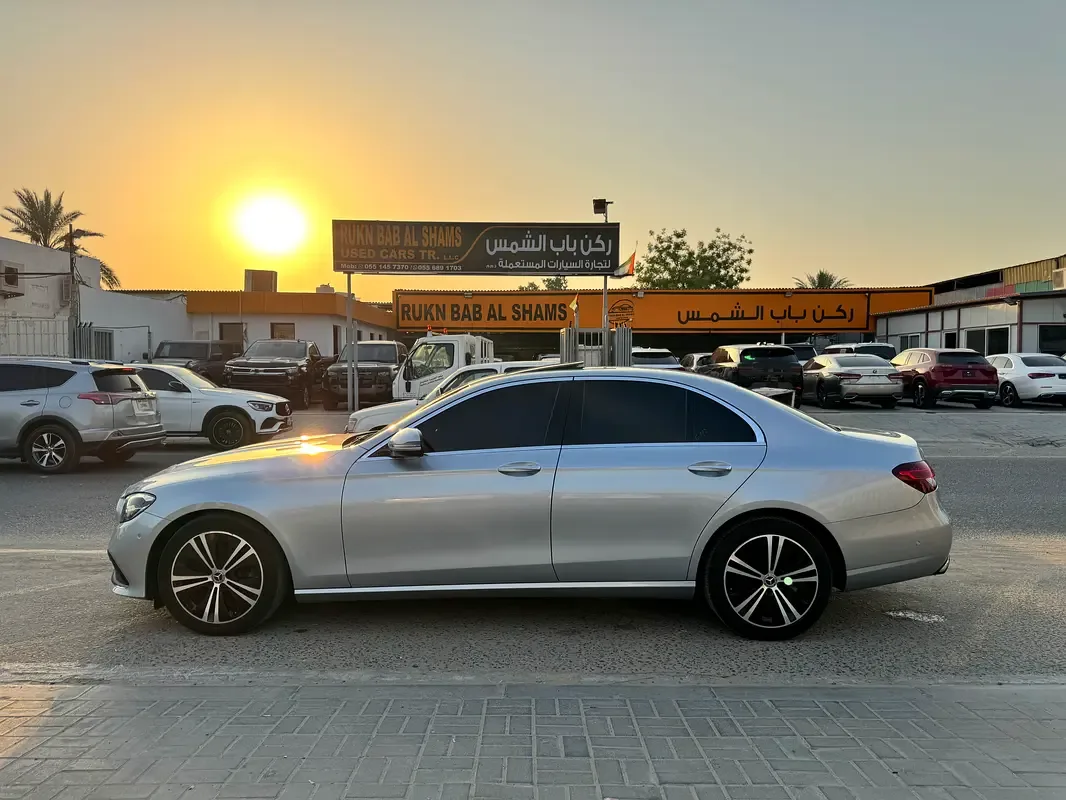 Mercedes-Benz E-Class 2.0 AT RWD (150 hp) - 3