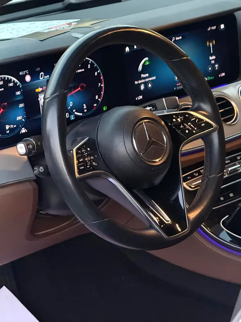 Mercedes-Benz E-Class 2.0 AT RWD (150 حصان) - 11