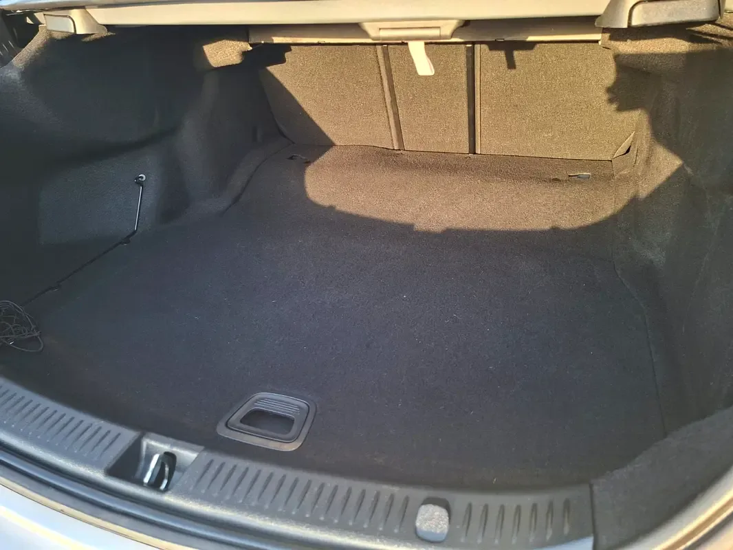 Mercedes-Benz E-Class 2.0 AT RWD (150 hp) - 16