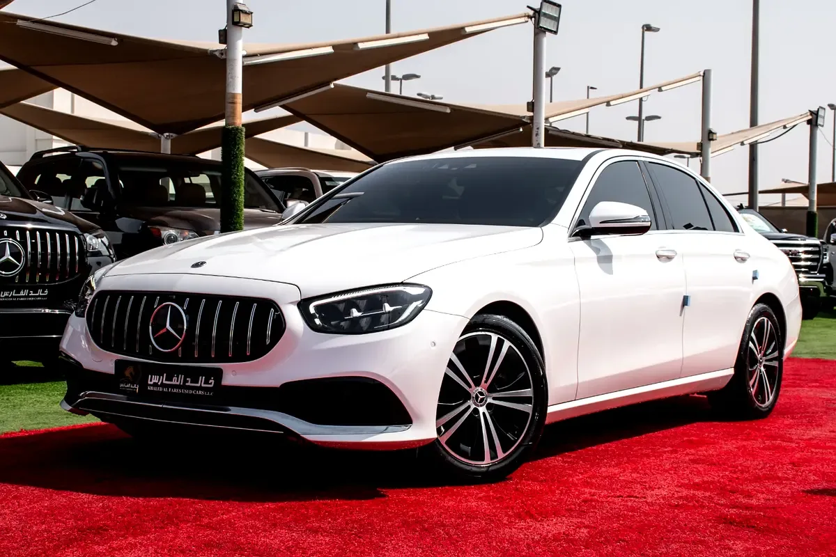 Mercedes-Benz E-Class 2.0 AT RWD (150 حصان)