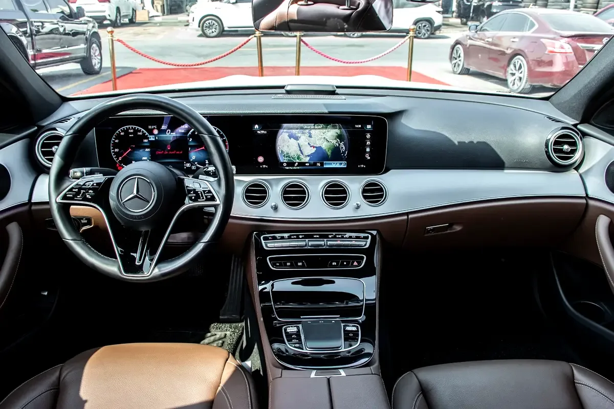 Mercedes-Benz E-Class 2.0 AT RWD (150 حصان) - 7