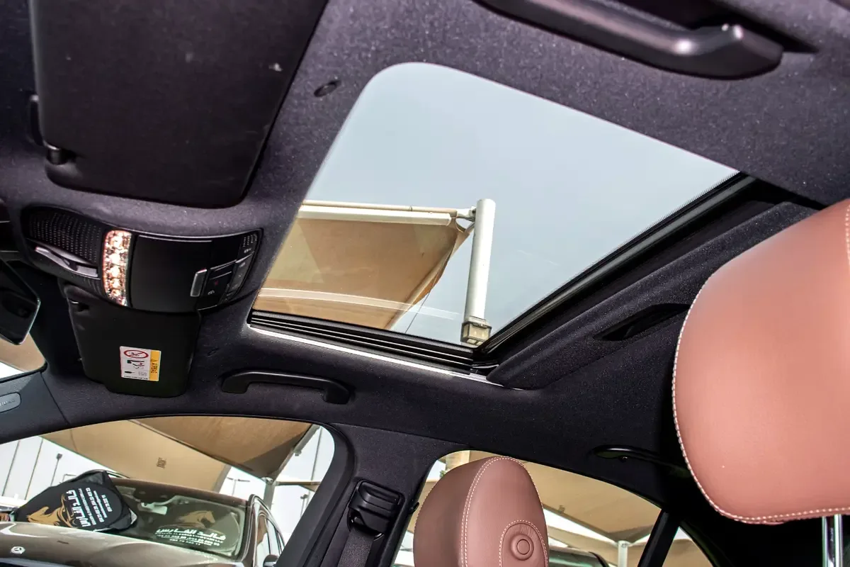 Mercedes-Benz E-Class 2.0 AT RWD (150 حصان) - 13