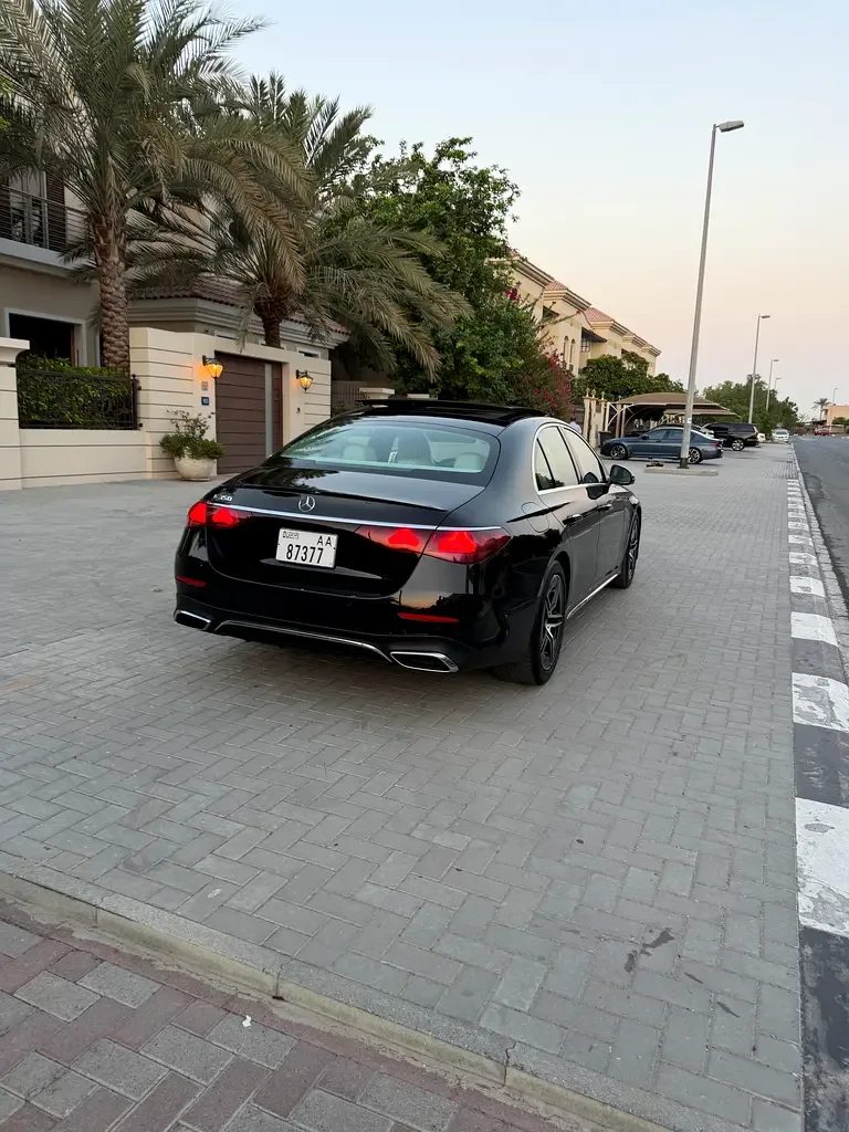 Mercedes-Benz E-Class 2.0 AT RWD (258 حصان) - 5