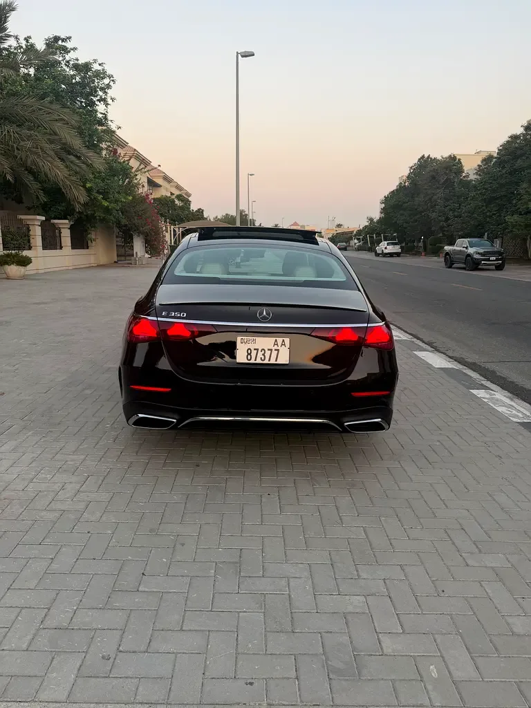 Mercedes-Benz E-Class 2.0 AT RWD (258 حصان) - 8
