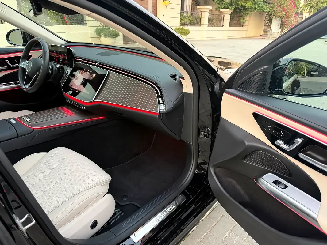 Mercedes-Benz E-Class 2.0 AT RWD (258 حصان) - 19