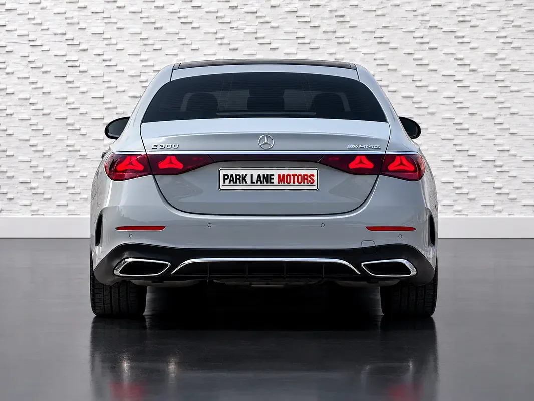 Mercedes-Benz E-Class 2.0 AT RWD (258 حصان) - 4