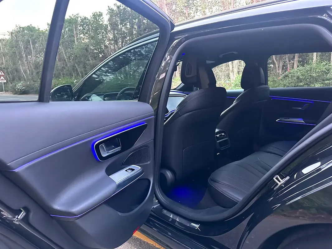 Mercedes-Benz E-Class 2.0 AT RWD (313 حصان) - 13