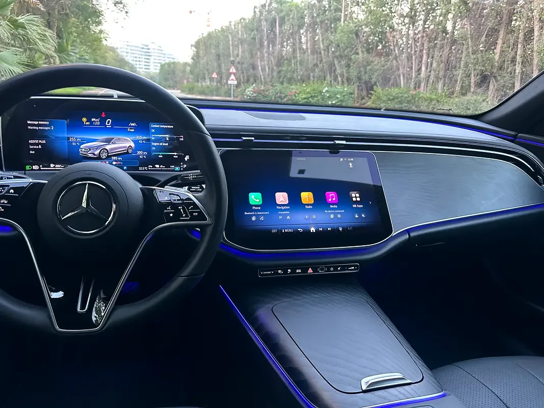 Mercedes-Benz E-Class 2.0 AT RWD (313 حصان) - 16