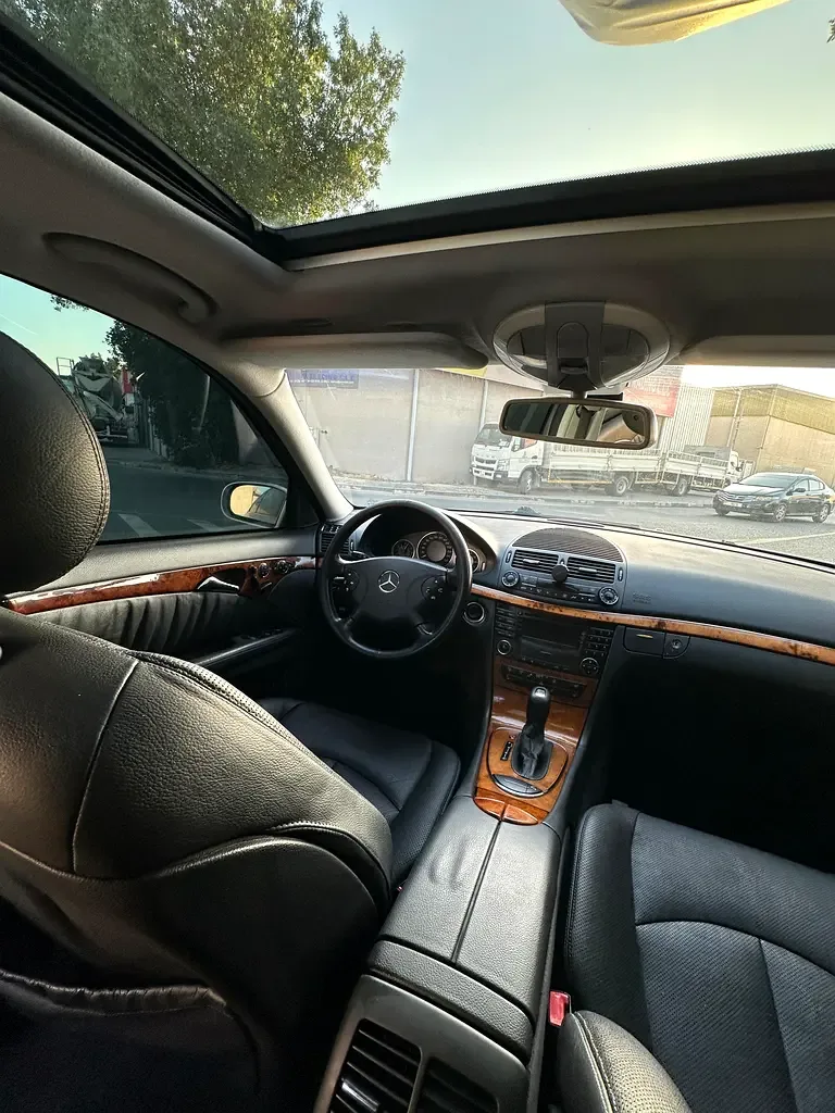 Mercedes-Benz E-Class 320 5G-Tronic (224 hp) - 13