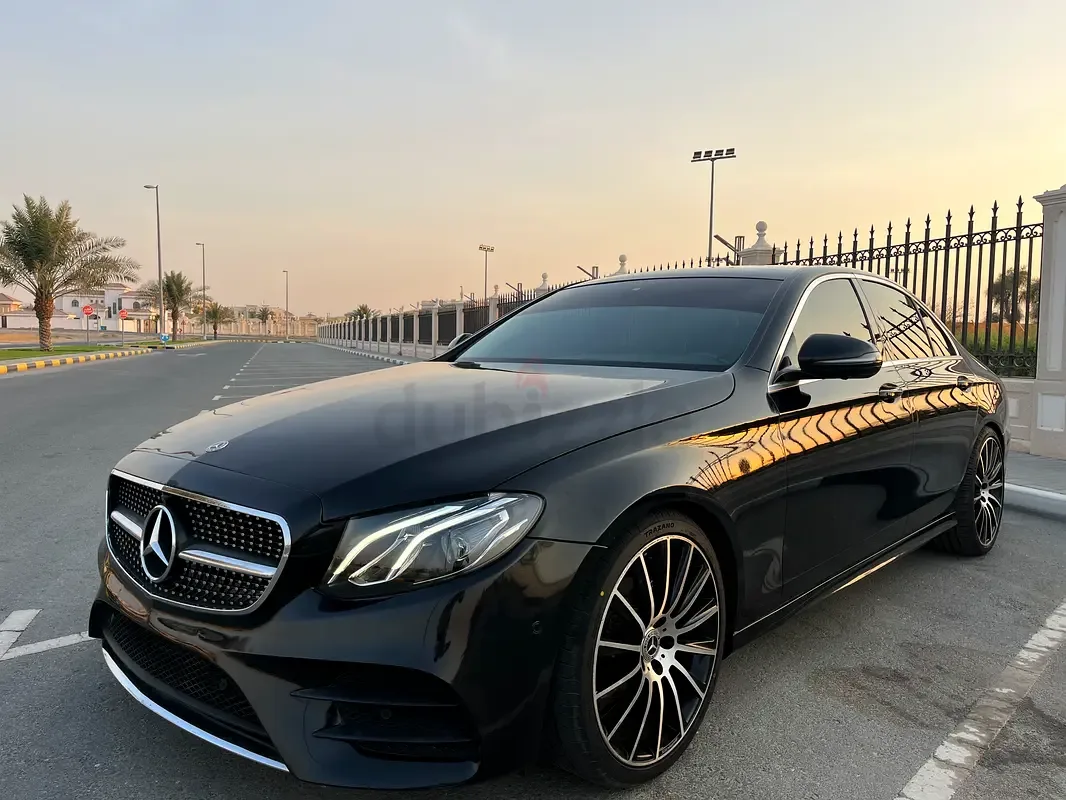 Mercedes-Benz E-Class E 200 9G-TRONIC (184 حصان) - 3