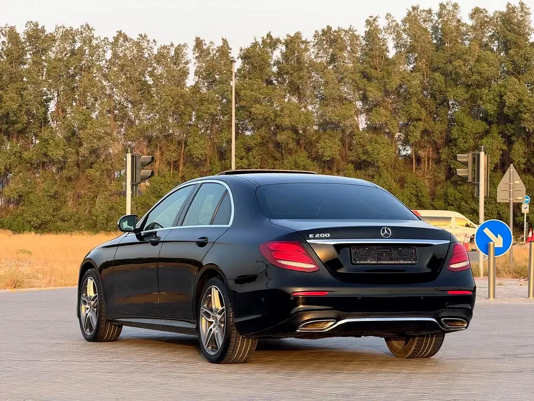 Mercedes-Benz E-Class E 200 9G-TRONIC (184 hp) - 13