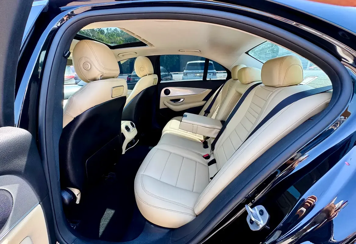 Mercedes-Benz E-Class E 200 9G-TRONIC (184 hp) - 18