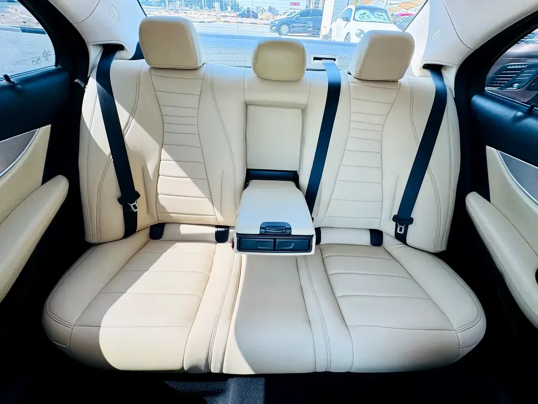 Mercedes-Benz E-Class E 200 9G-TRONIC (184 hp) - 19