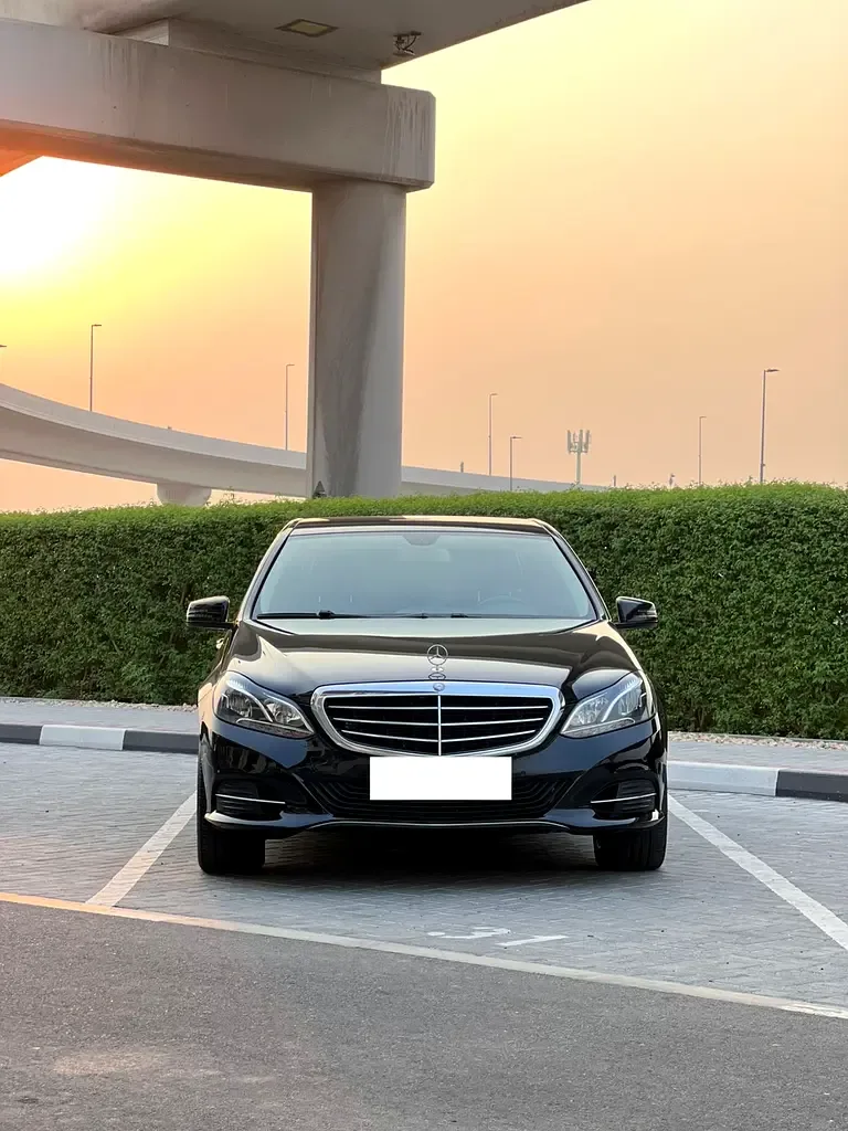 Mercedes-Benz E-Class E 200 9G-TRONIC (184 حصان) - 2