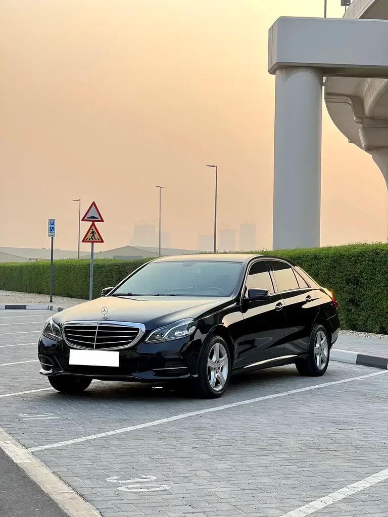 Mercedes-Benz E-Class E 200 9G-TRONIC (184 حصان) - 3