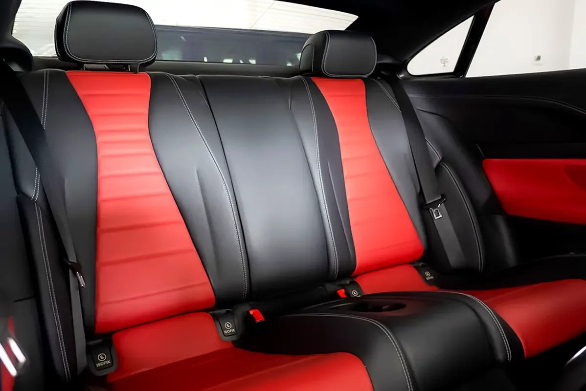 Mercedes-Benz E-Class E 200 G-TRONIC (184 حصان) - 12
