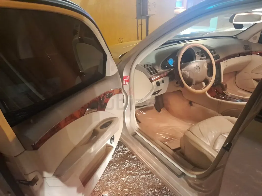Mercedes-Benz E-Class E 200 Kompressor 5G-Tronic (163 حصان) - 4