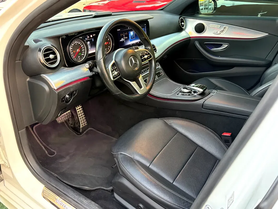 Mercedes-Benz E-Class E 250 9G-TRONIC (211 hp) - 12