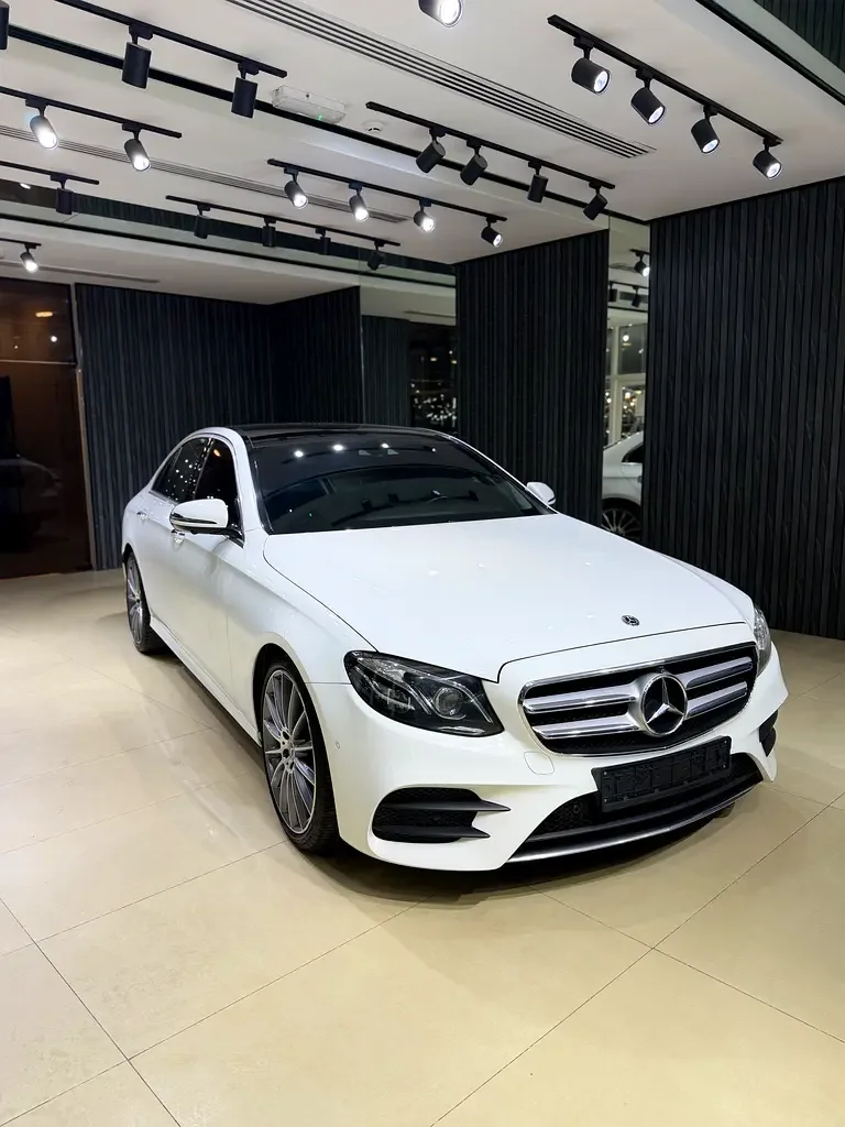 Mercedes-Benz E-Class E 250 9G-TRONIC (211 hp)