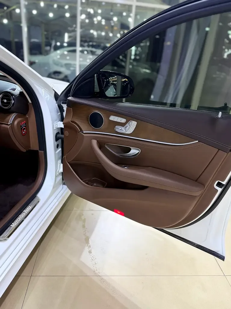 Mercedes-Benz E-Class E 250 9G-TRONIC (211 hp) - 8