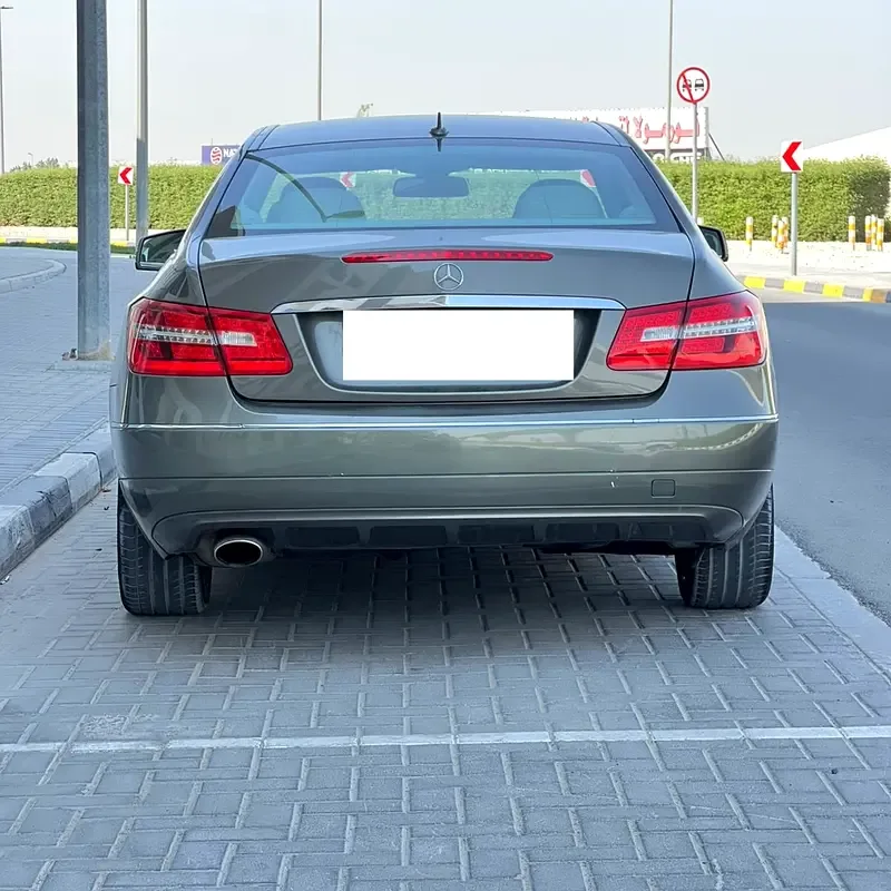 Mercedes-Benz E-Class E 250 T BlueEfficiency 7G-Tronic Plus (204 hp) - 7
