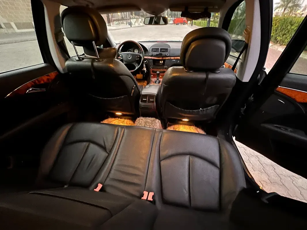 Mercedes-Benz E-Class E 280 7G-Tronic (231 حصان) - 9