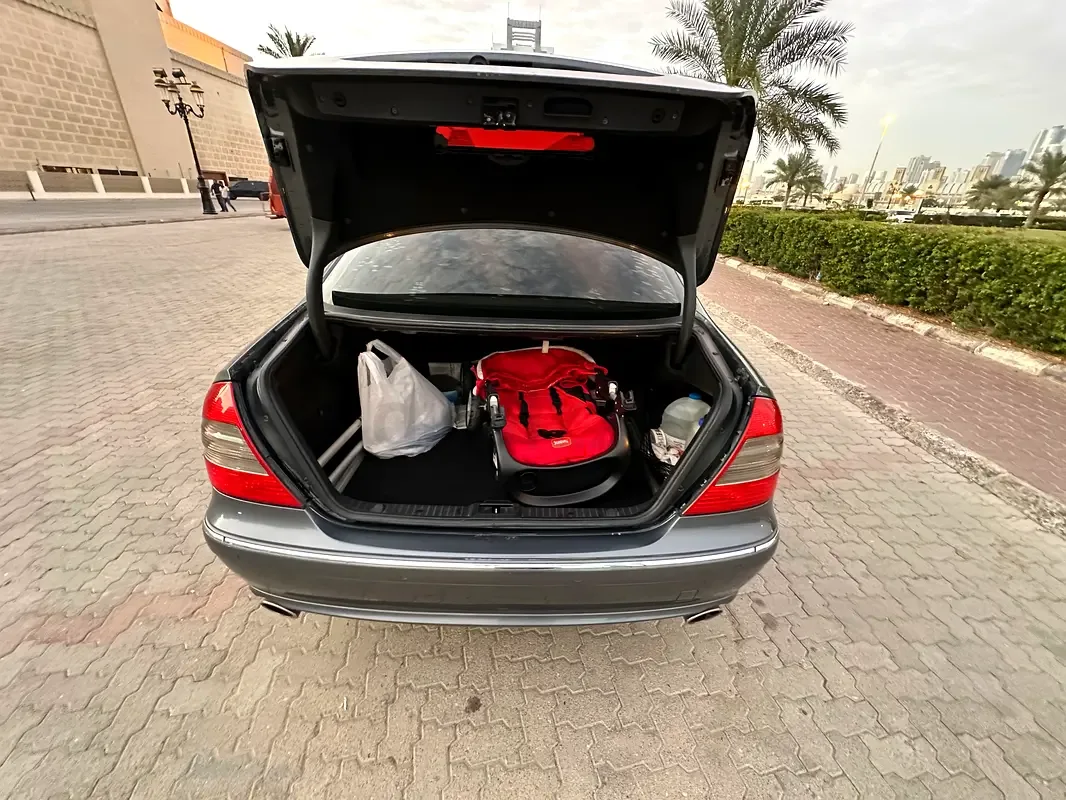 Mercedes-Benz E-Class E 280 7G-Tronic (231 حصان) - 14